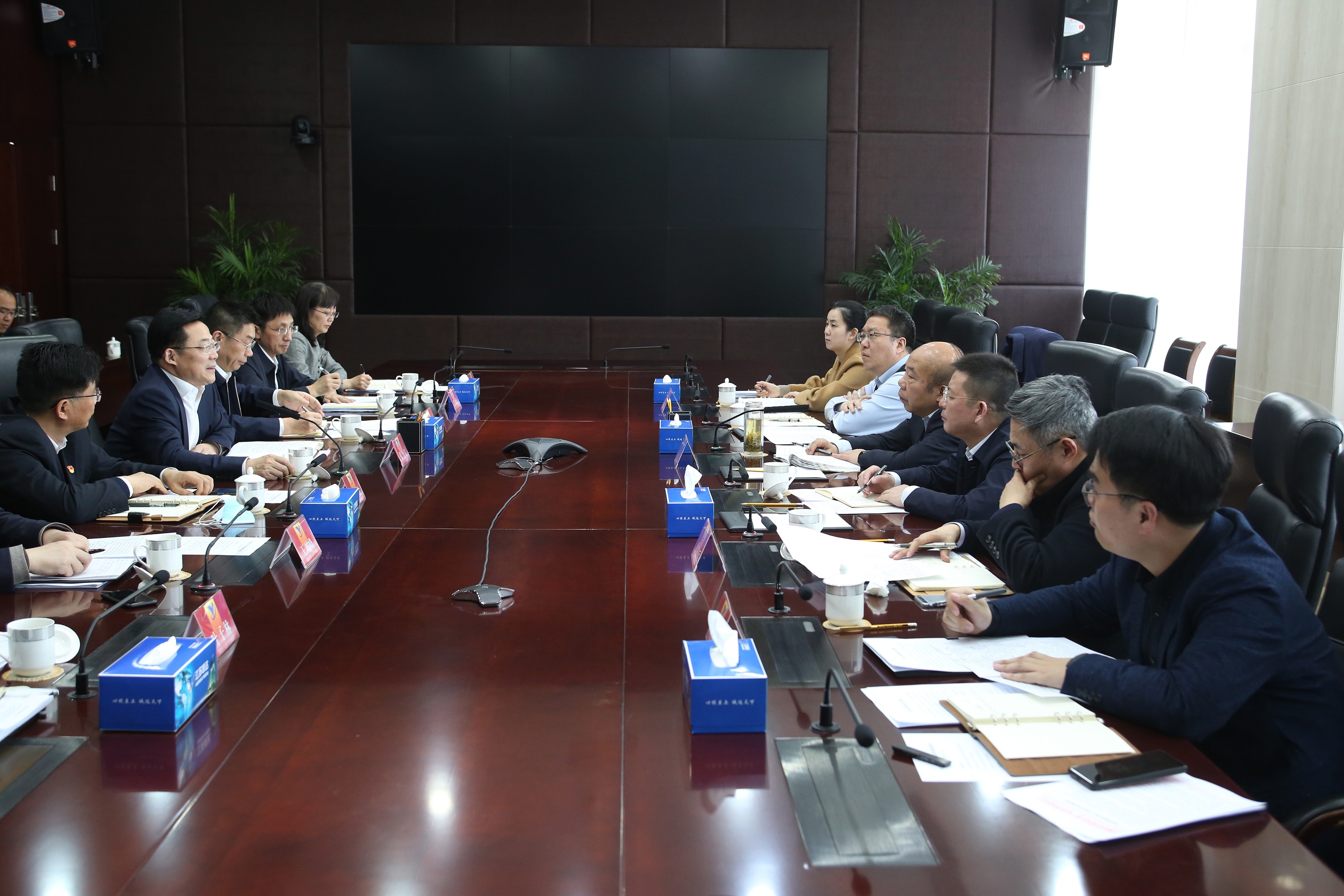 國資委調(diào)研悅達(dá)集團 1_眸目壓縮.jpg